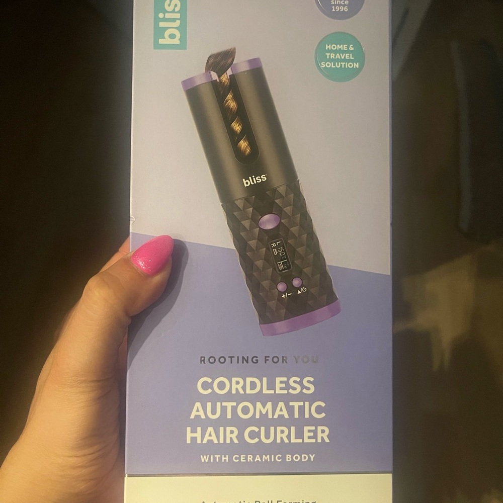 NWT Bliss Cordless Hair Curler - Black and Purple